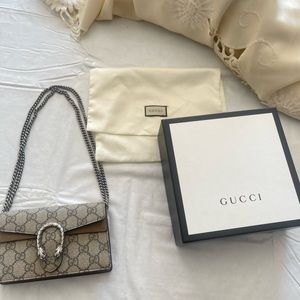 Selling mini Dionysus bag from Gucci perfect condition I have the receipt